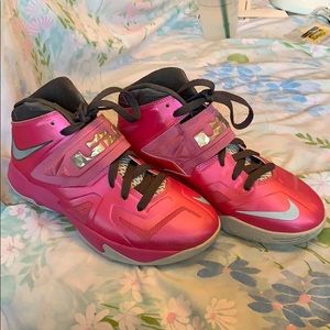 Nike Lebron James Sneakers